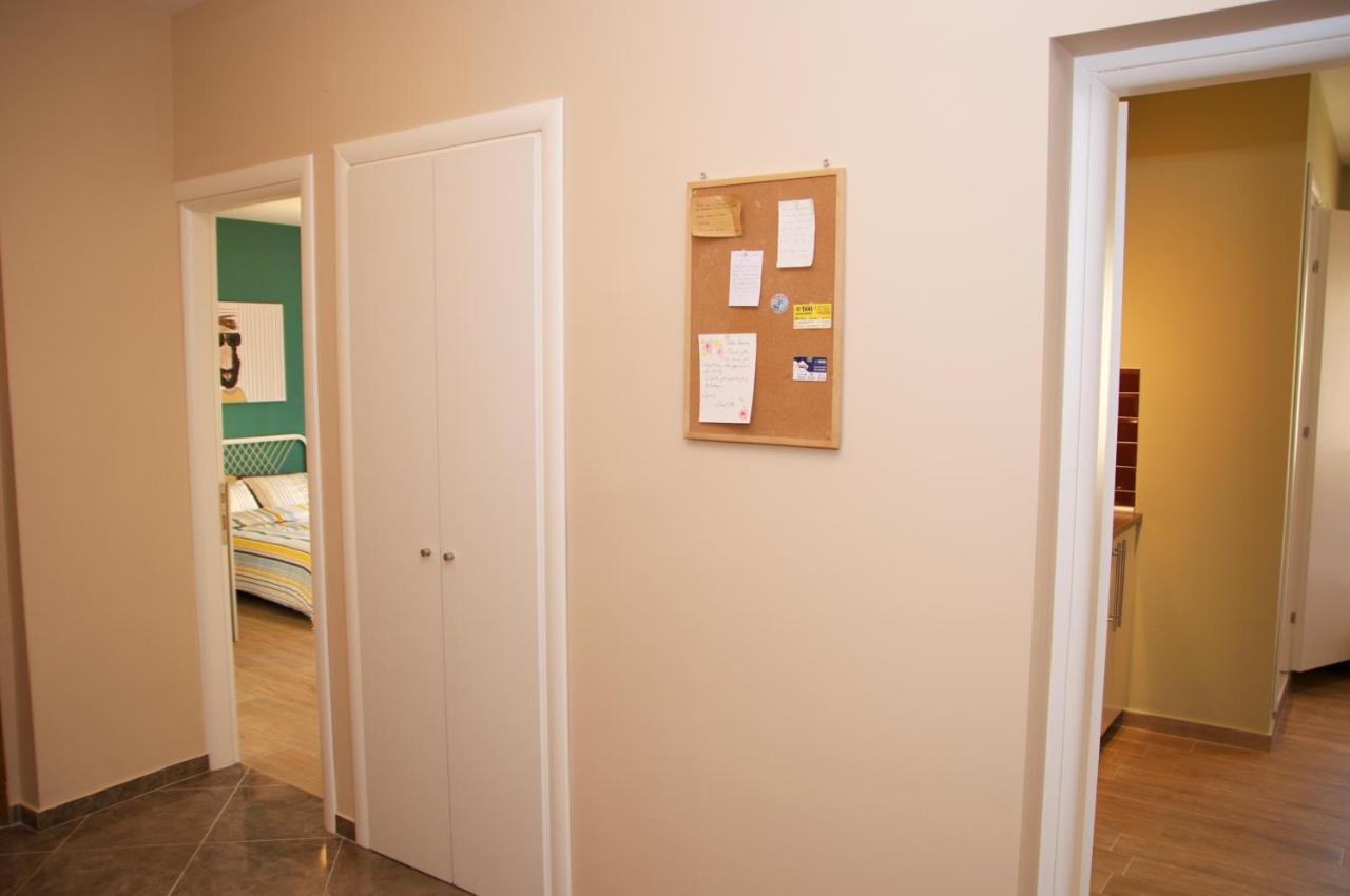 Super Cute & Cozy Mini Studios In City Center Солун Екстериор снимка